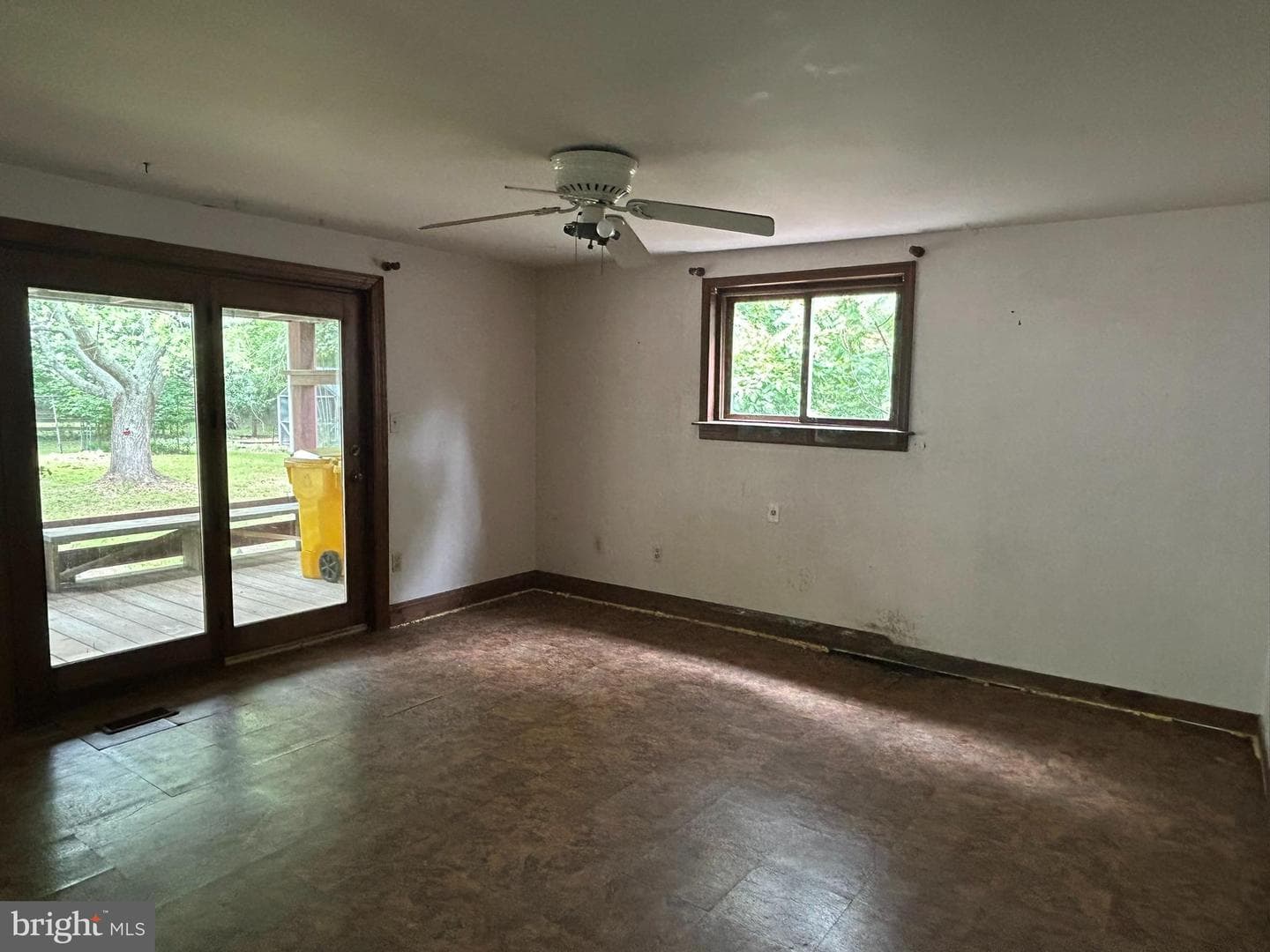 6372 Shady Side Road W photo 13