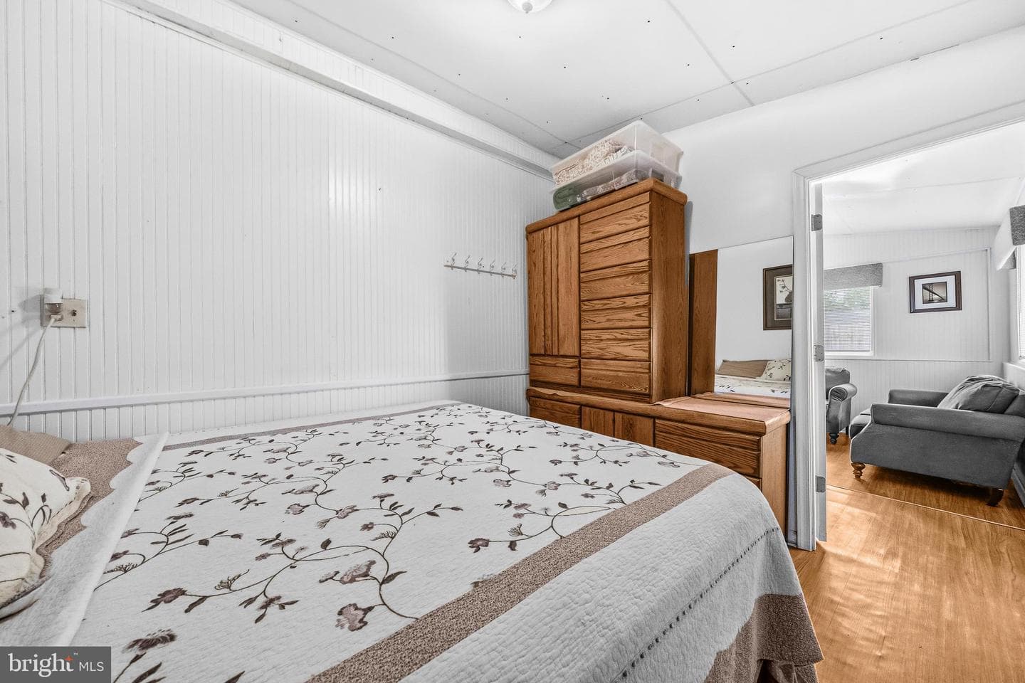 413 Orchard Avenue photo 24