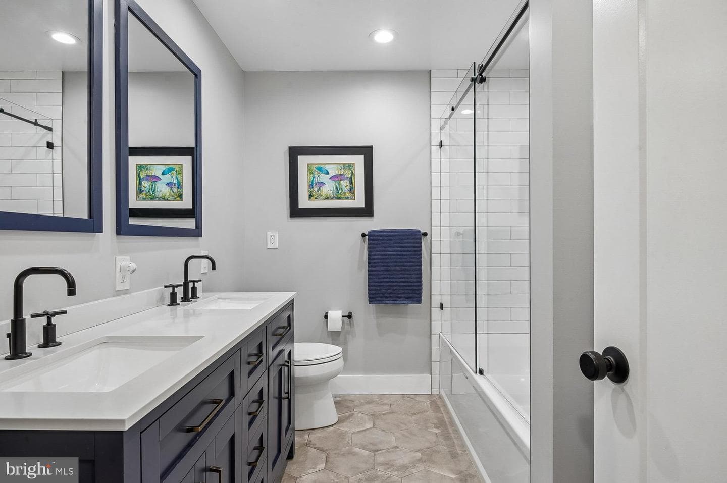117 Sunset Drive photo 32