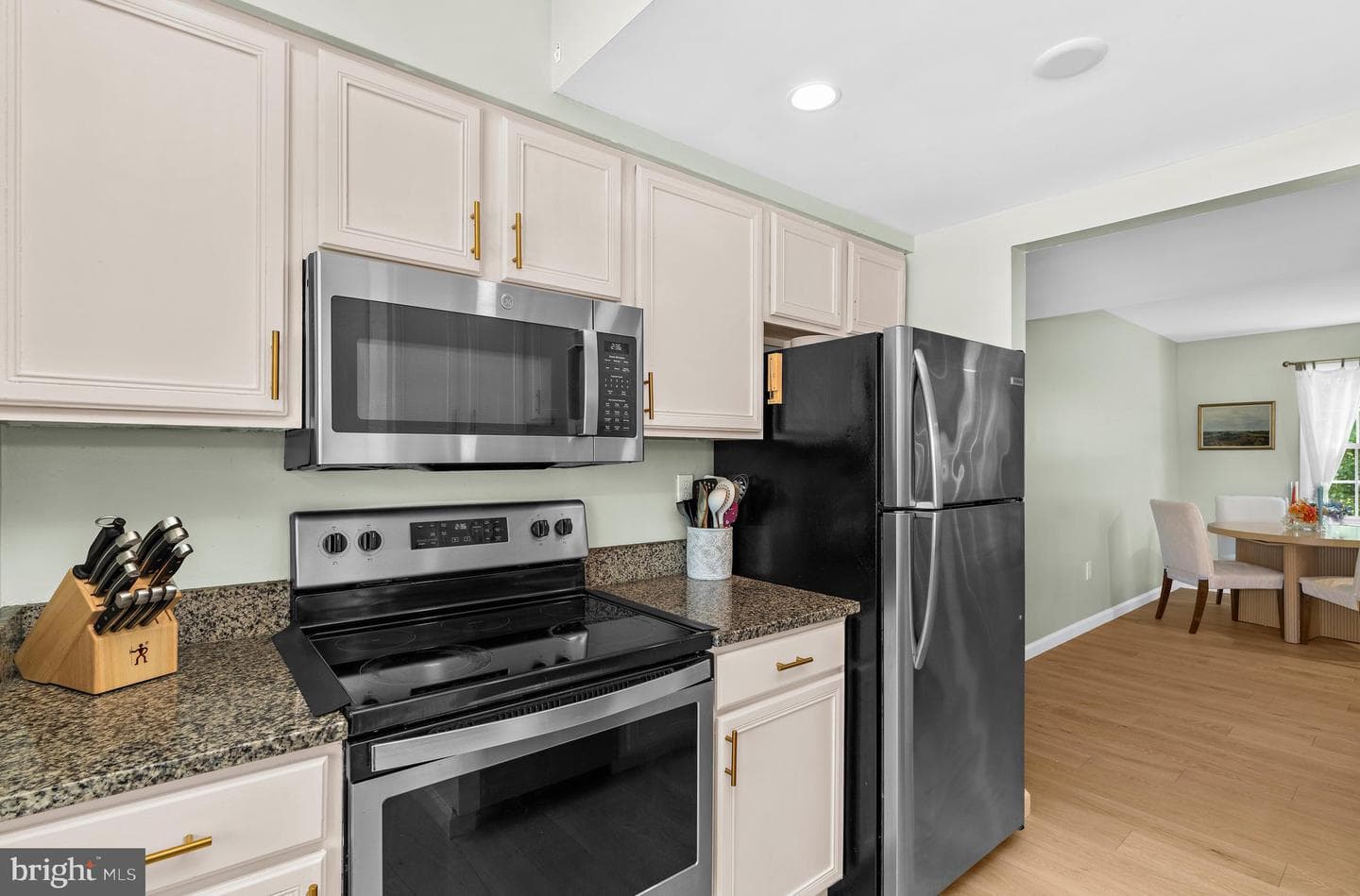 1794 Sharwood Place #39 photo 14