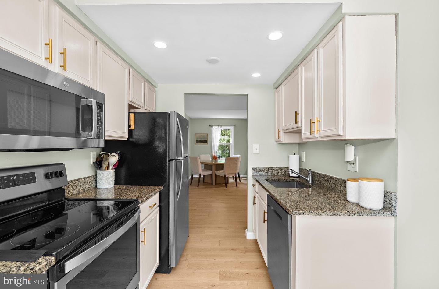 1794 Sharwood Place #39 photo 15