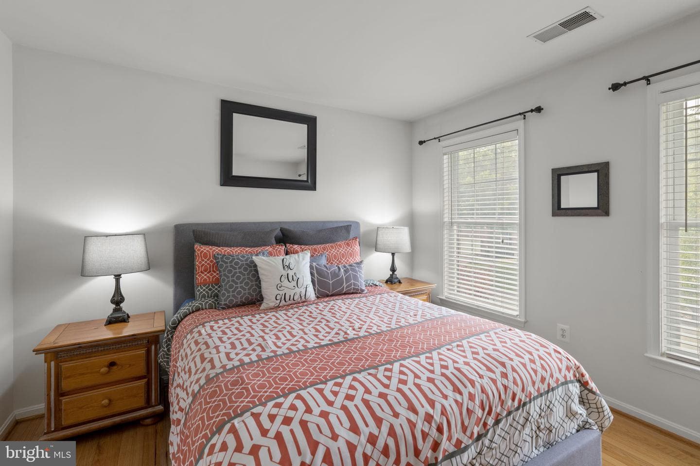 439 University Drive photo 31