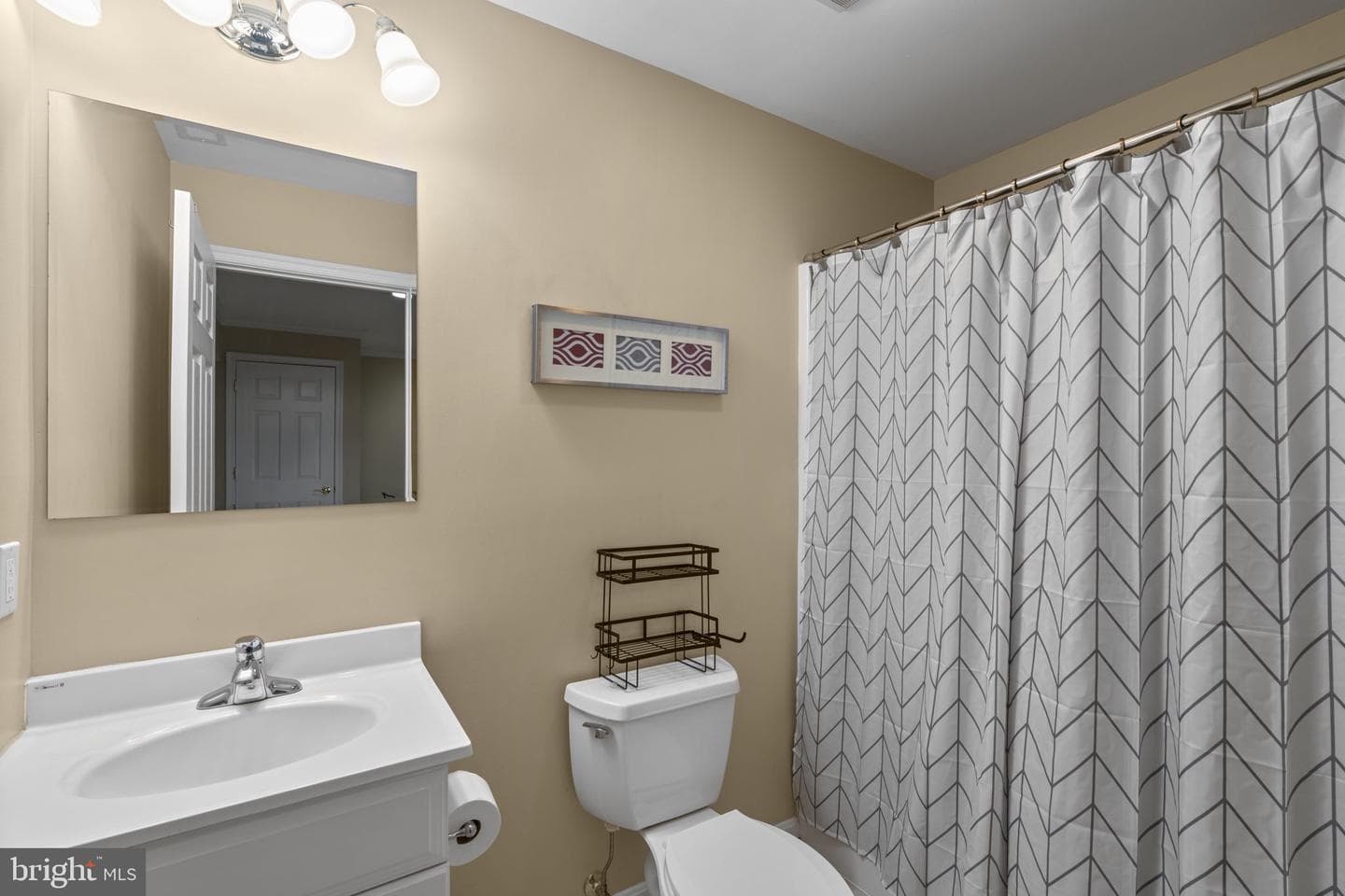 439 University Drive photo 37