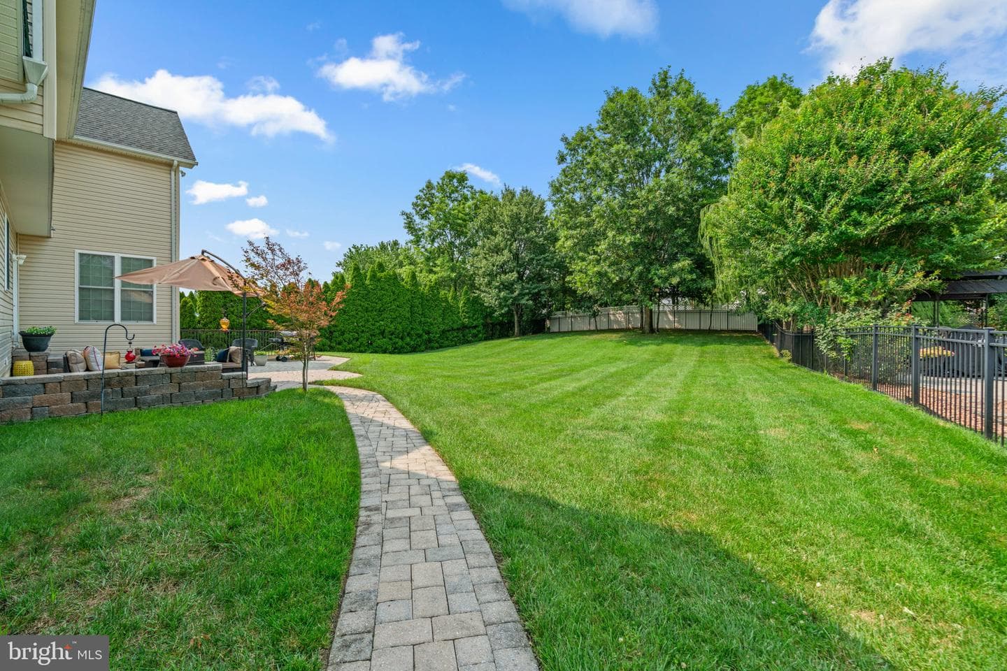 439 University Drive photo 46