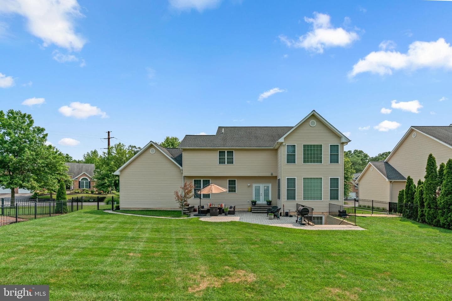 439 University Drive photo 48
