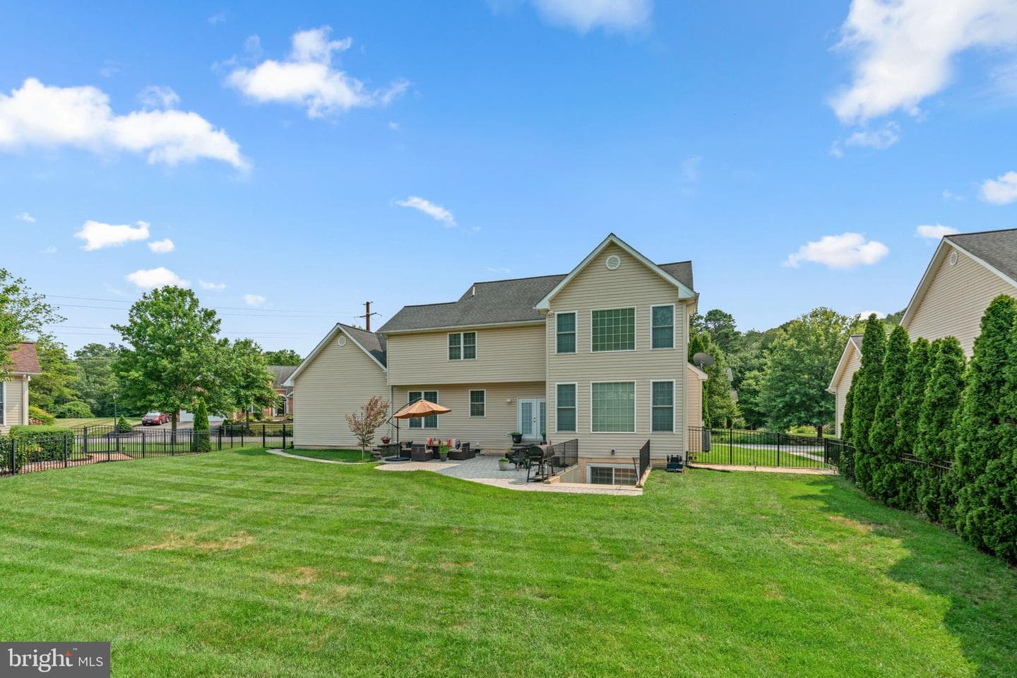 439 University Drive photo 49
