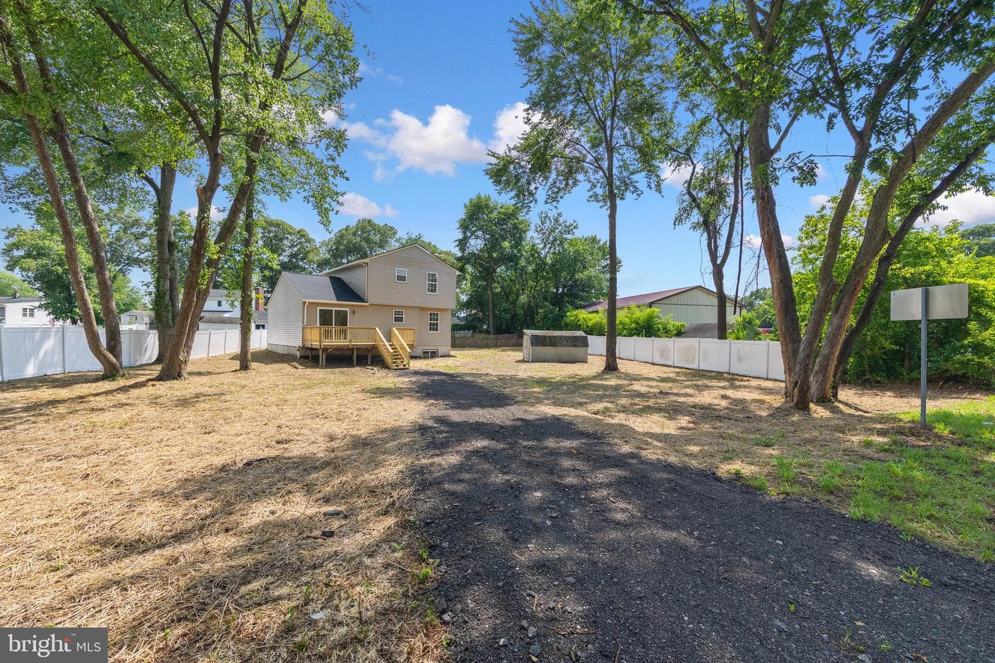1018 Bell Avenue photo 30