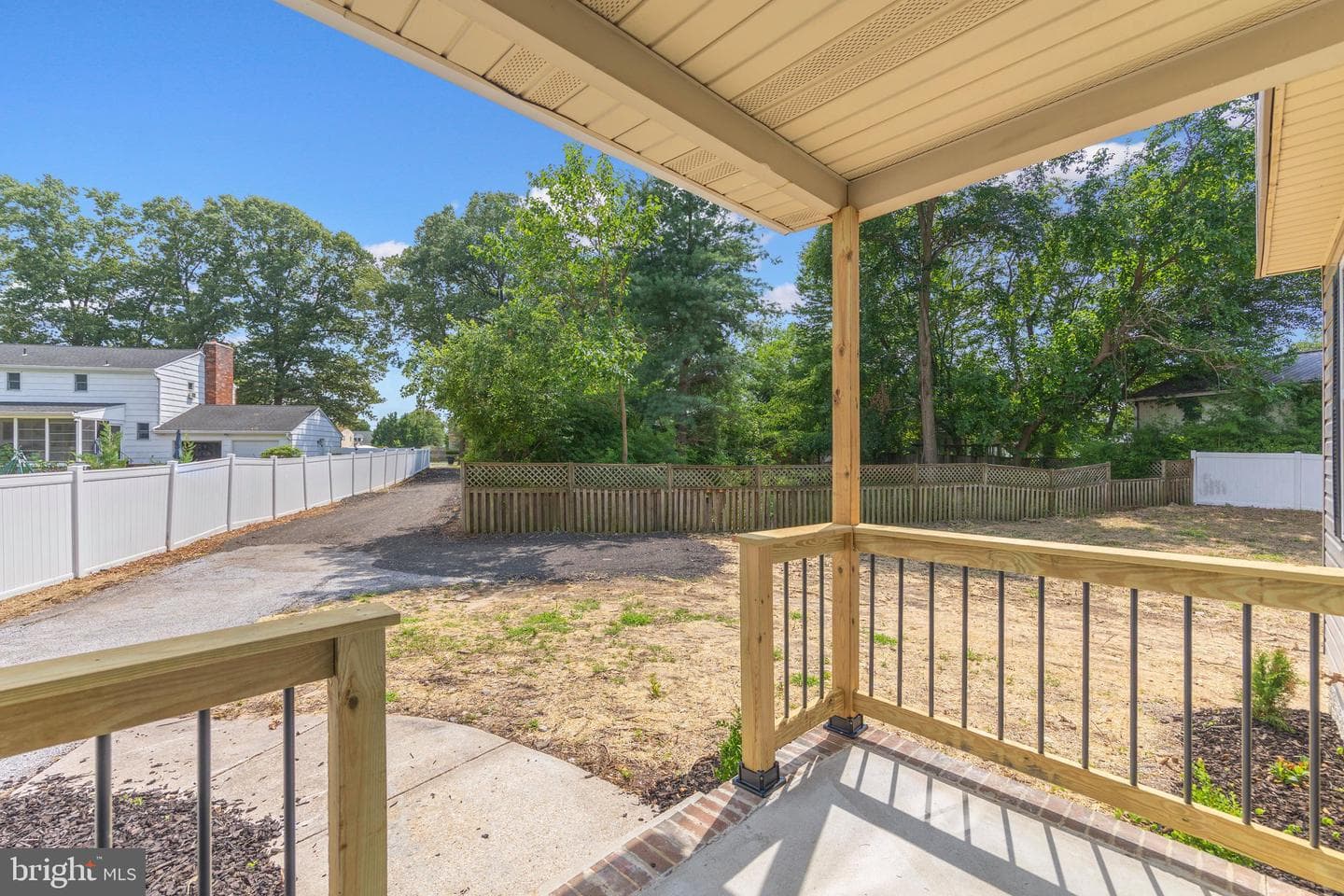 1018 Bell Avenue photo 32