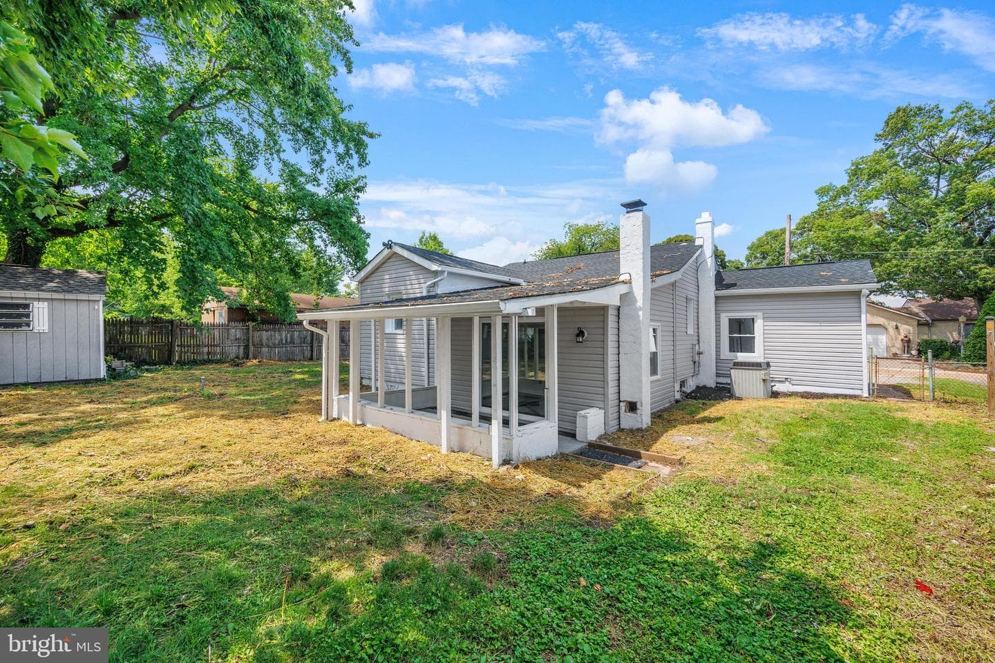 1561 Efford Road photo 30