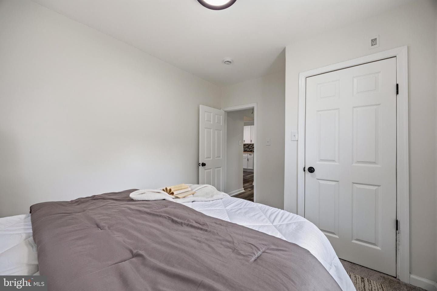 1561 Efford Road photo 52