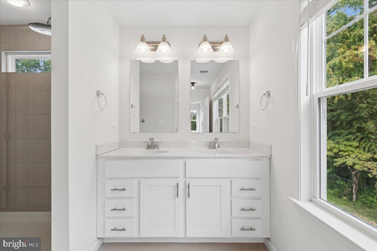 603 Overhill Drive photo 31