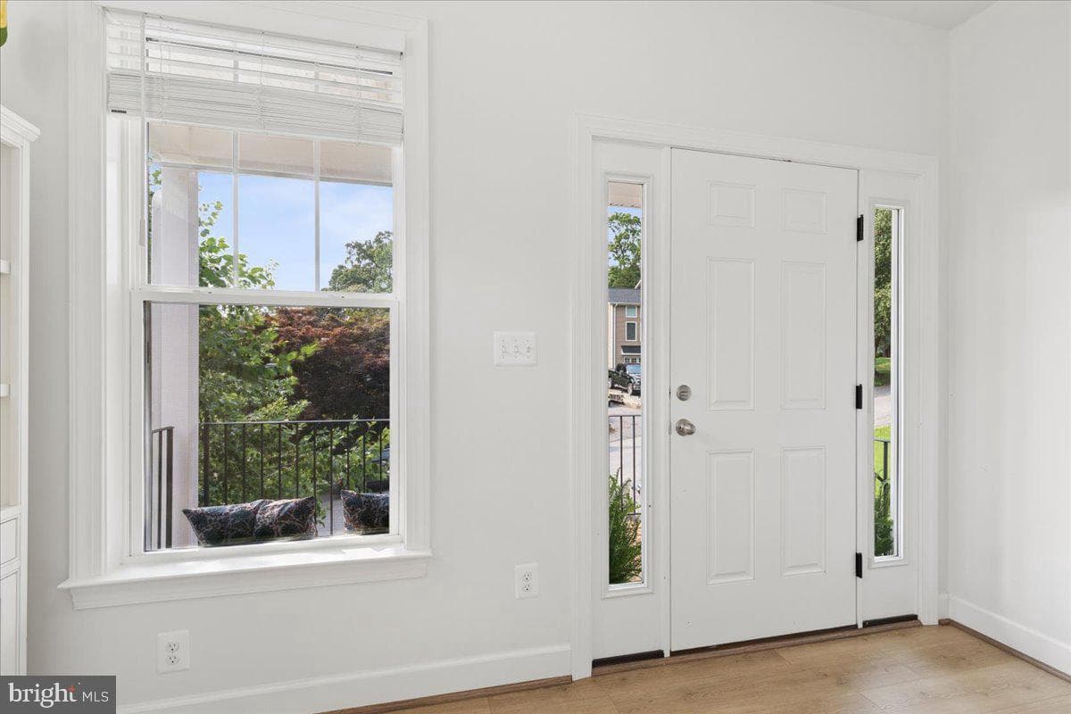 603 Overhill Drive photo 6