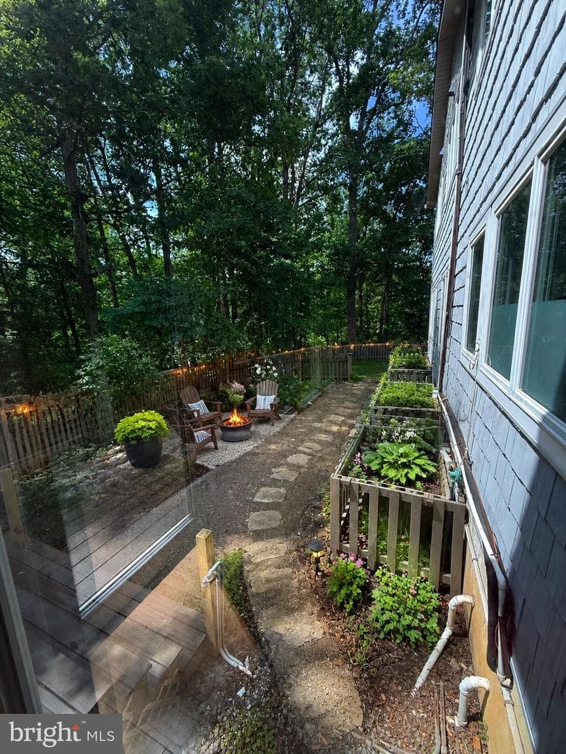 126 Gilbert Court photo 25
