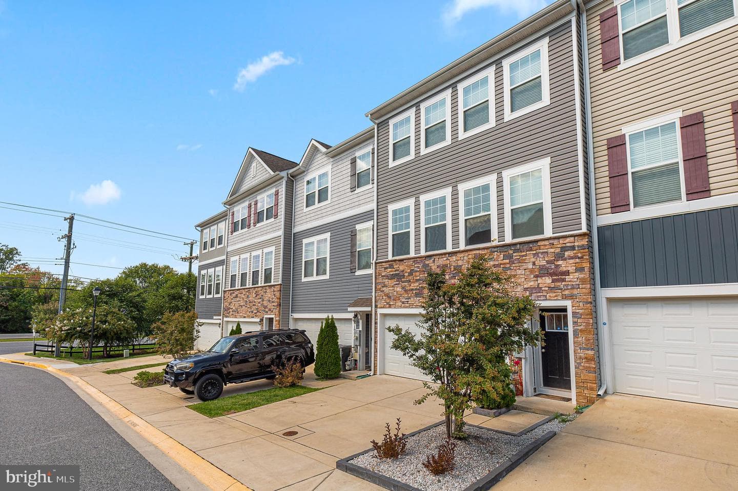 1010 Tuscany Lane, Severn