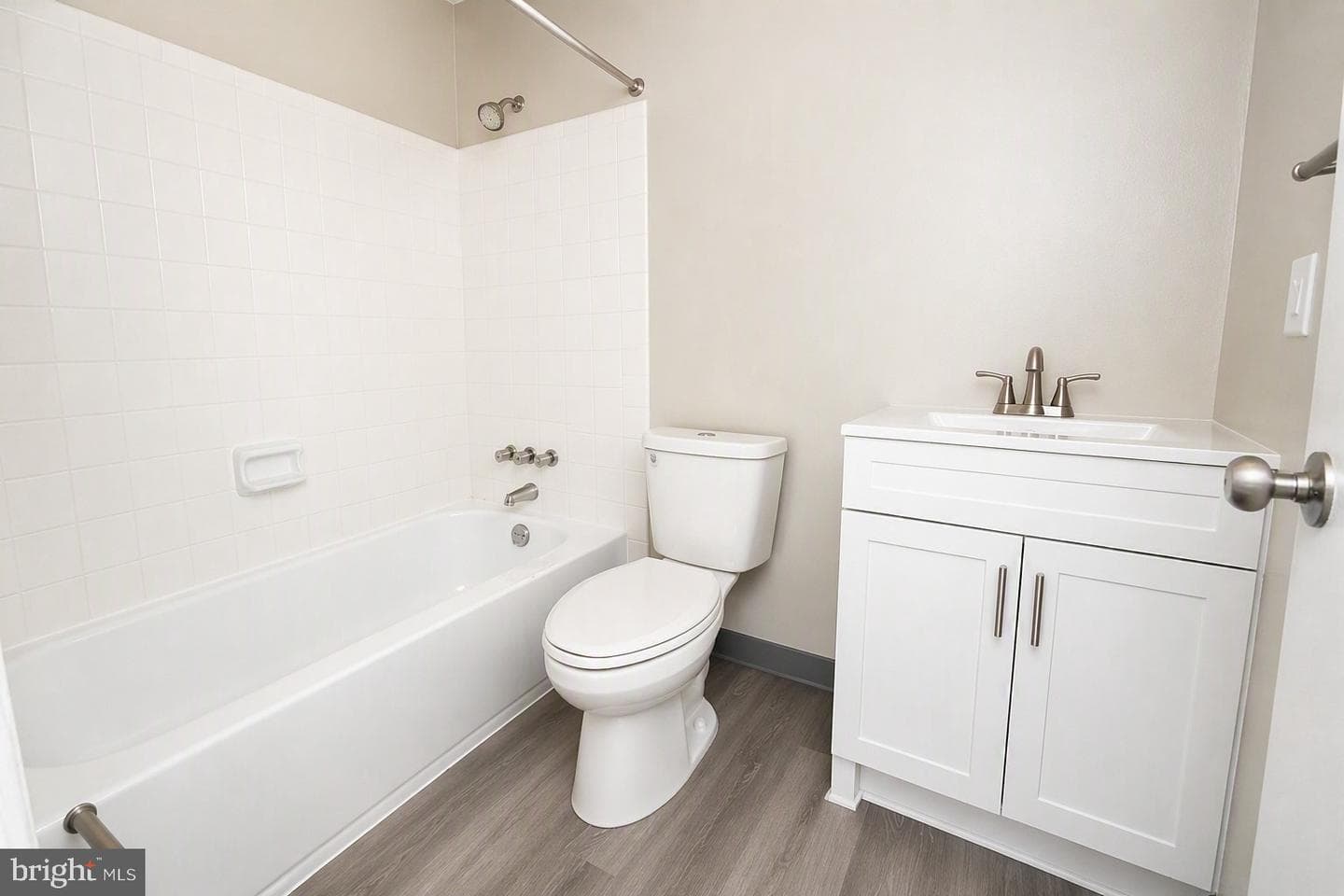 1041 Cedar Ridge Court photo 15
