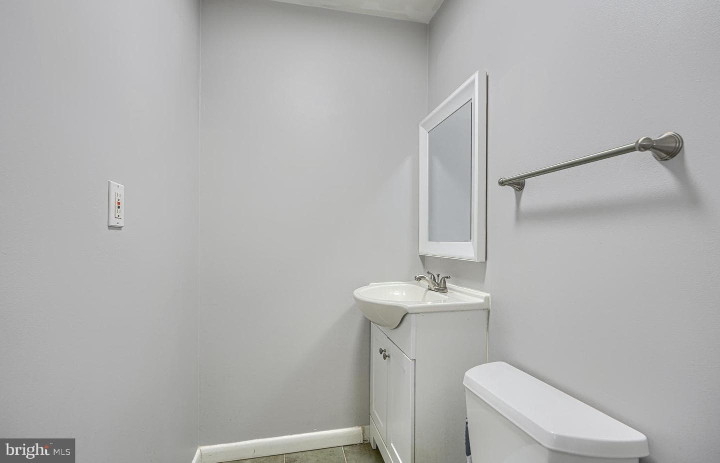 559 Fairmount photo 17