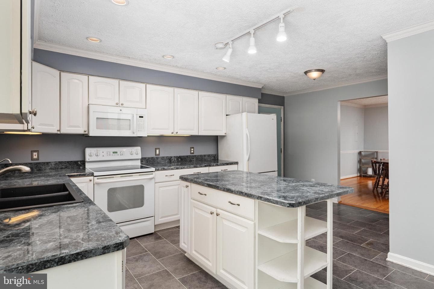 1241 Johnson Drive photo 22