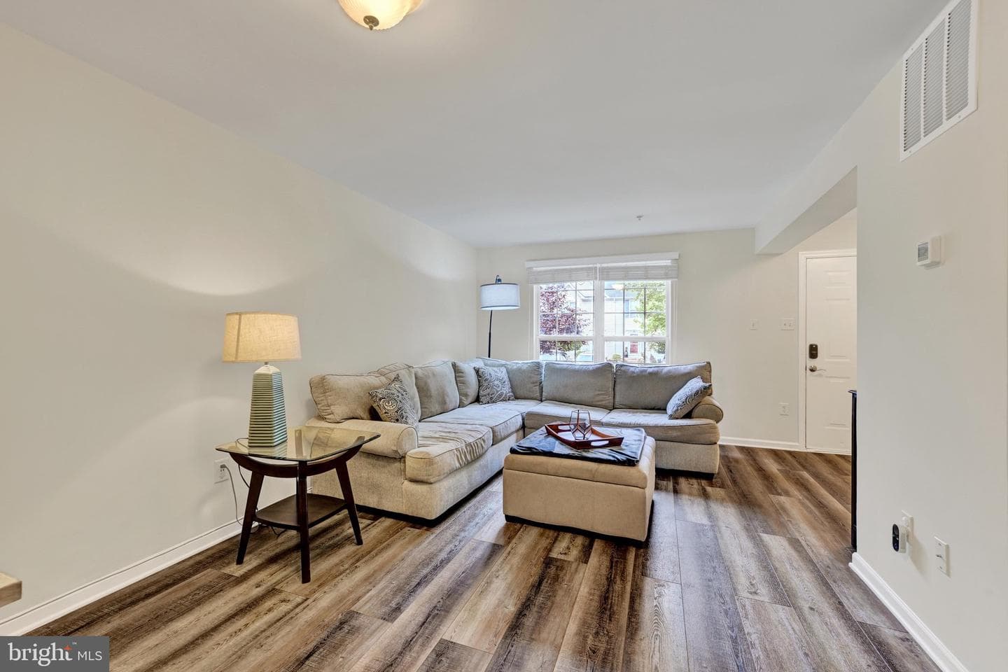 718 Horse Chestnut Court photo 5