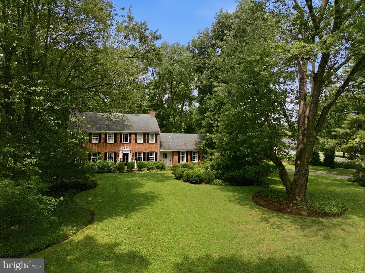 1218 Balfour Drive photo 3