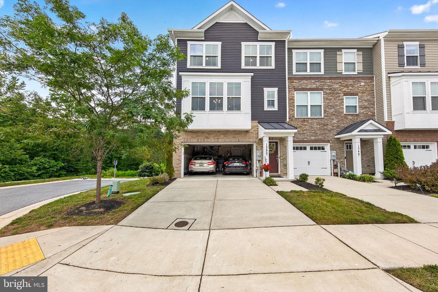 1350 Hawk Hollow Drive photo 3