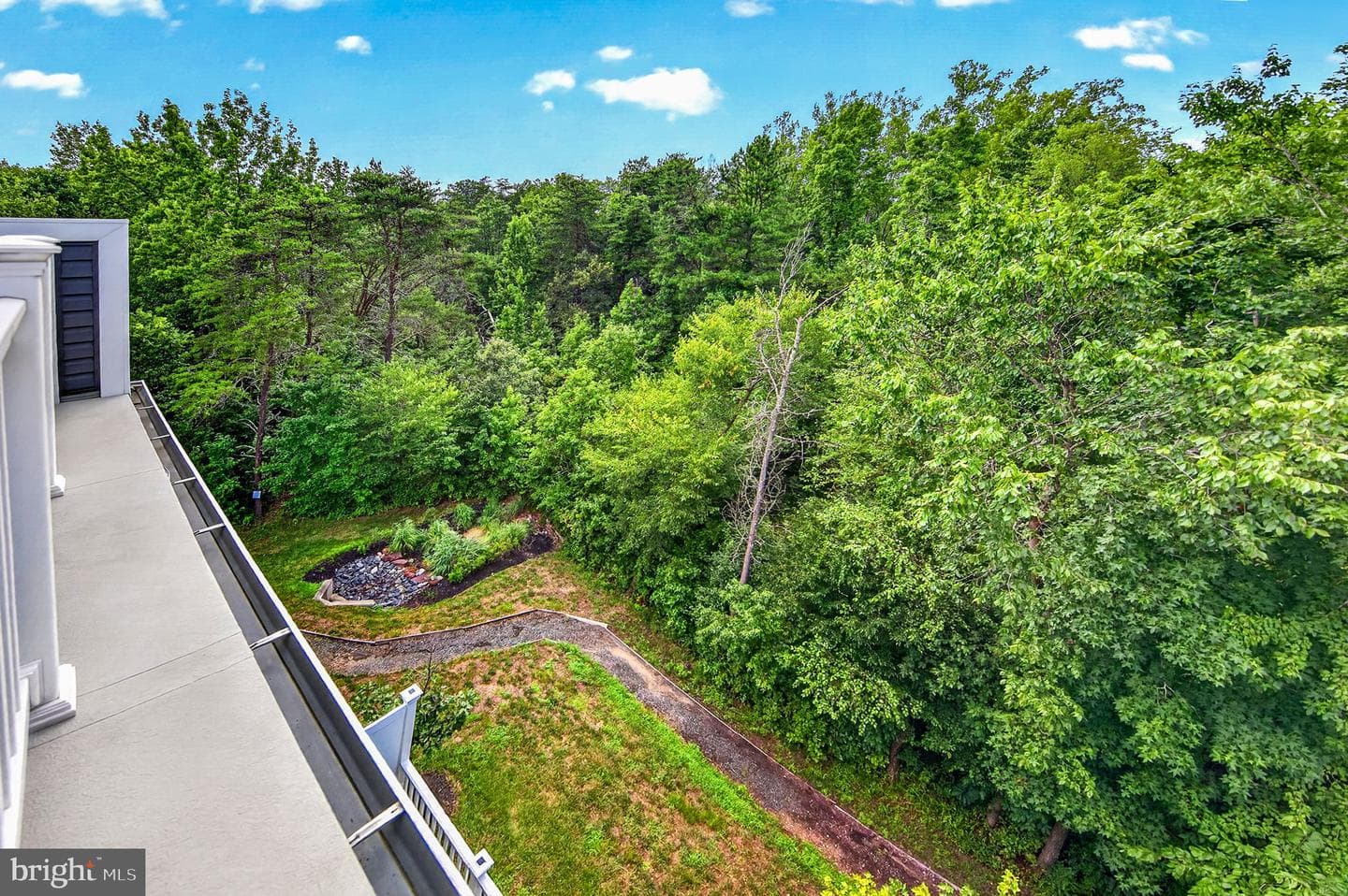 1350 Hawk Hollow Drive photo 33