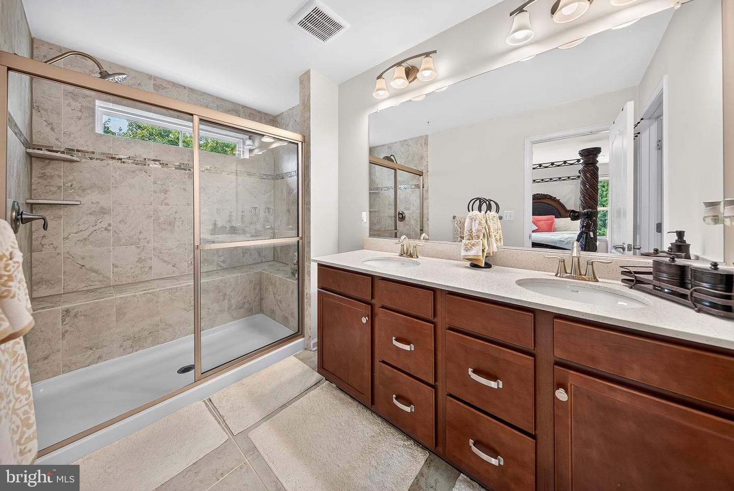 1350 Hawk Hollow Drive photo 41