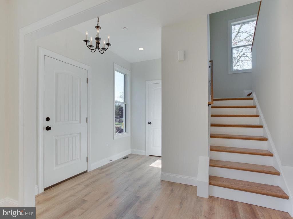 1102 Collison Road photo 9