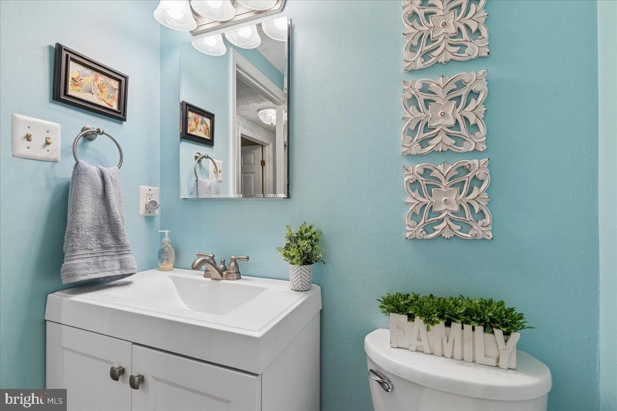 625 Deering Road #2a photo 14