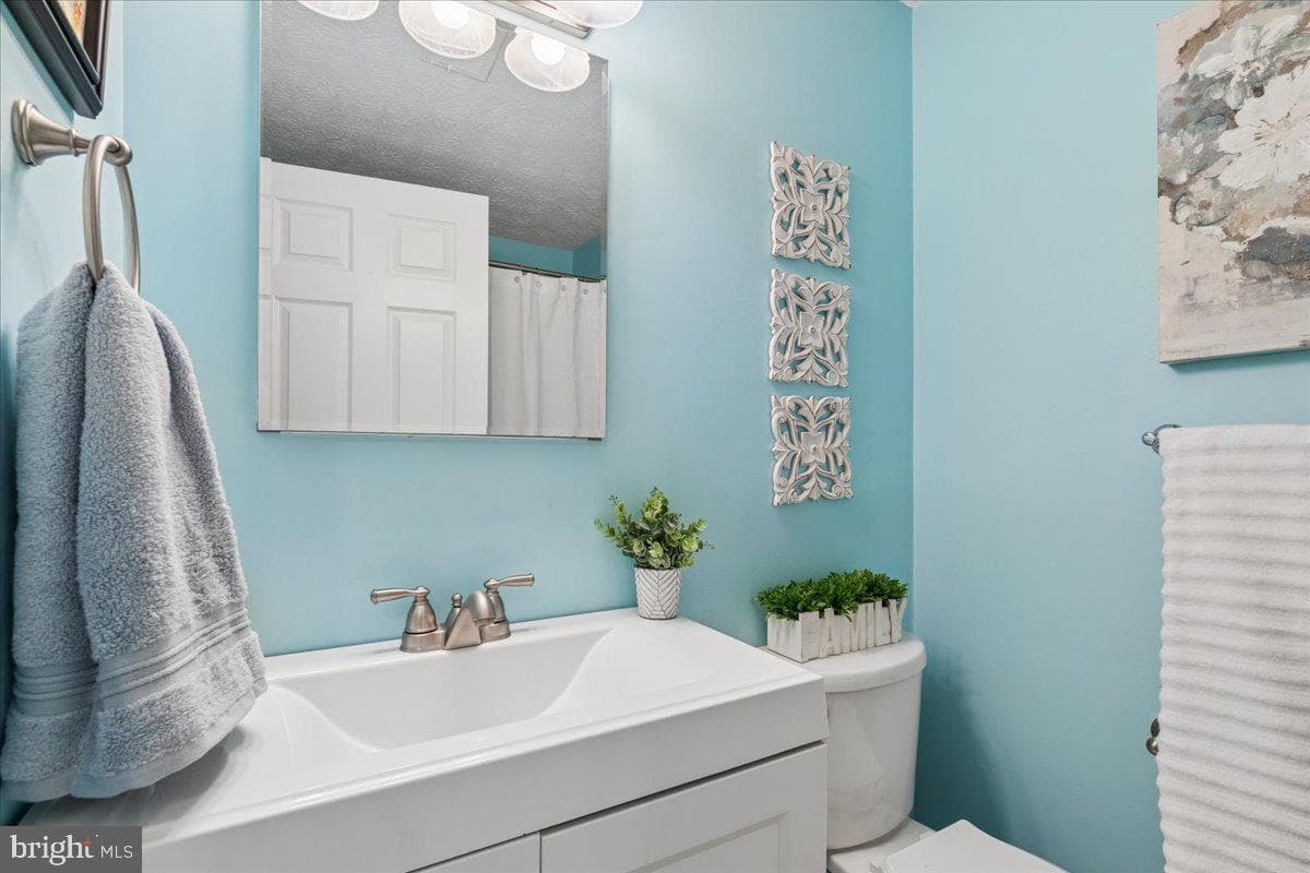 625 Deering Road #2a photo 15