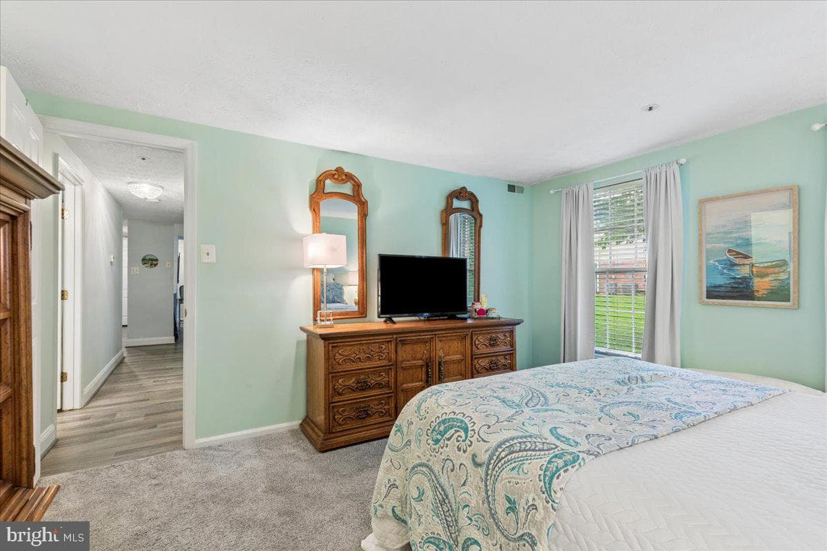 625 Deering Road #2a photo 19