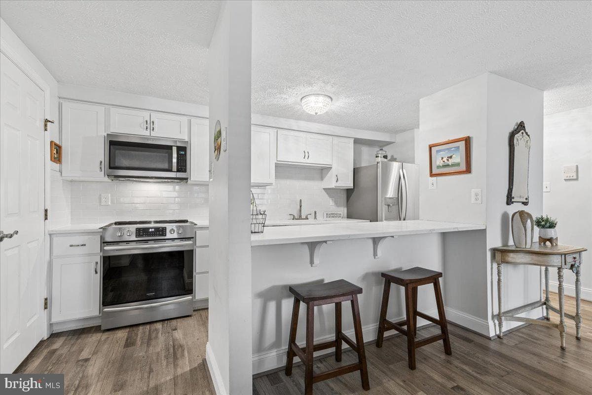625 Deering Road #2a photo 3