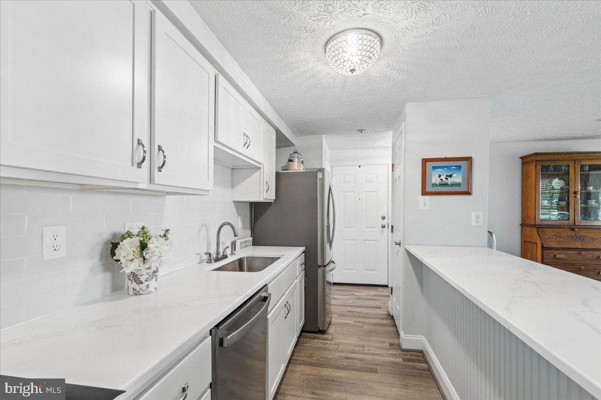 625 Deering Road #2a photo 30