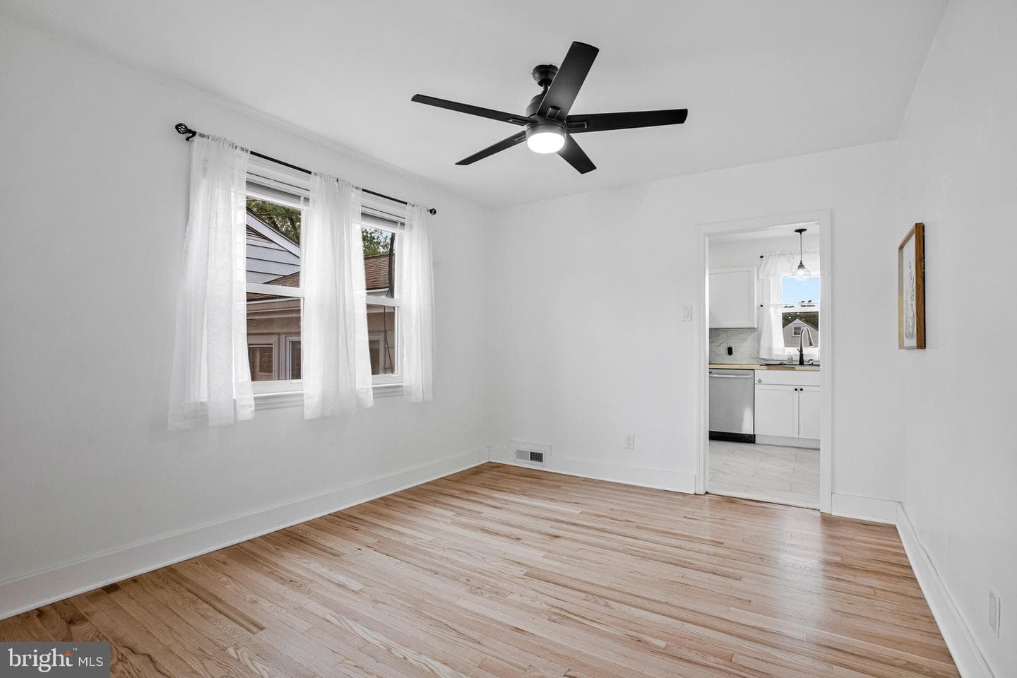 4 Hampton Road photo 4