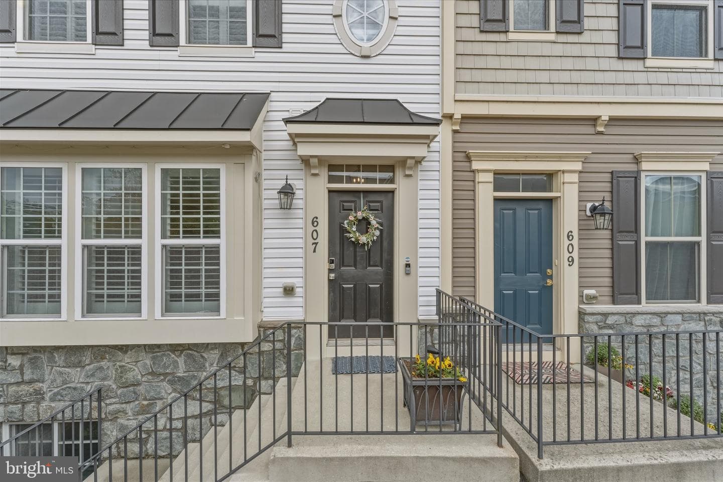 607 S Cherry Grove Avenue photo 3