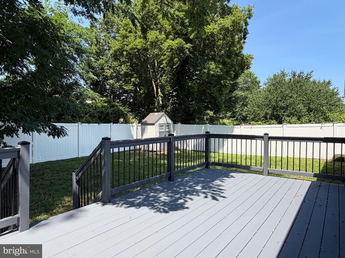 7670 Spencer Road photo 2