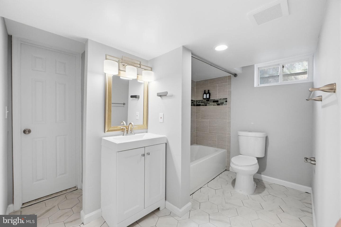 176 Carroll Road photo 29
