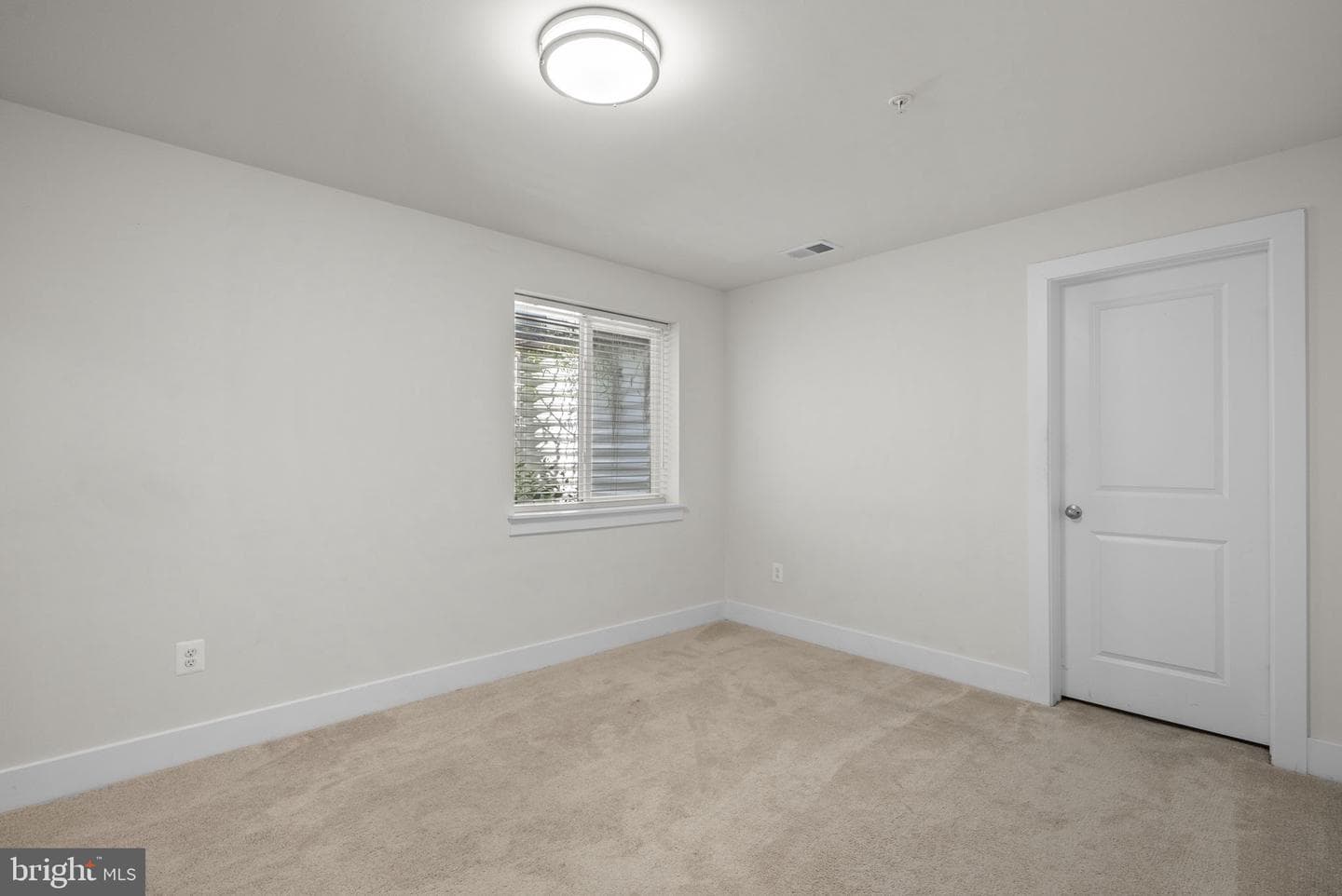 412 Whispering Elm Lane photo 41