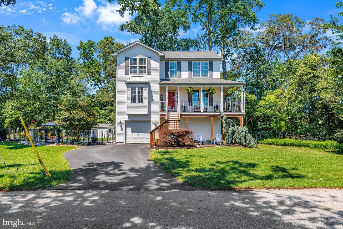 233 Circle Road photo 1