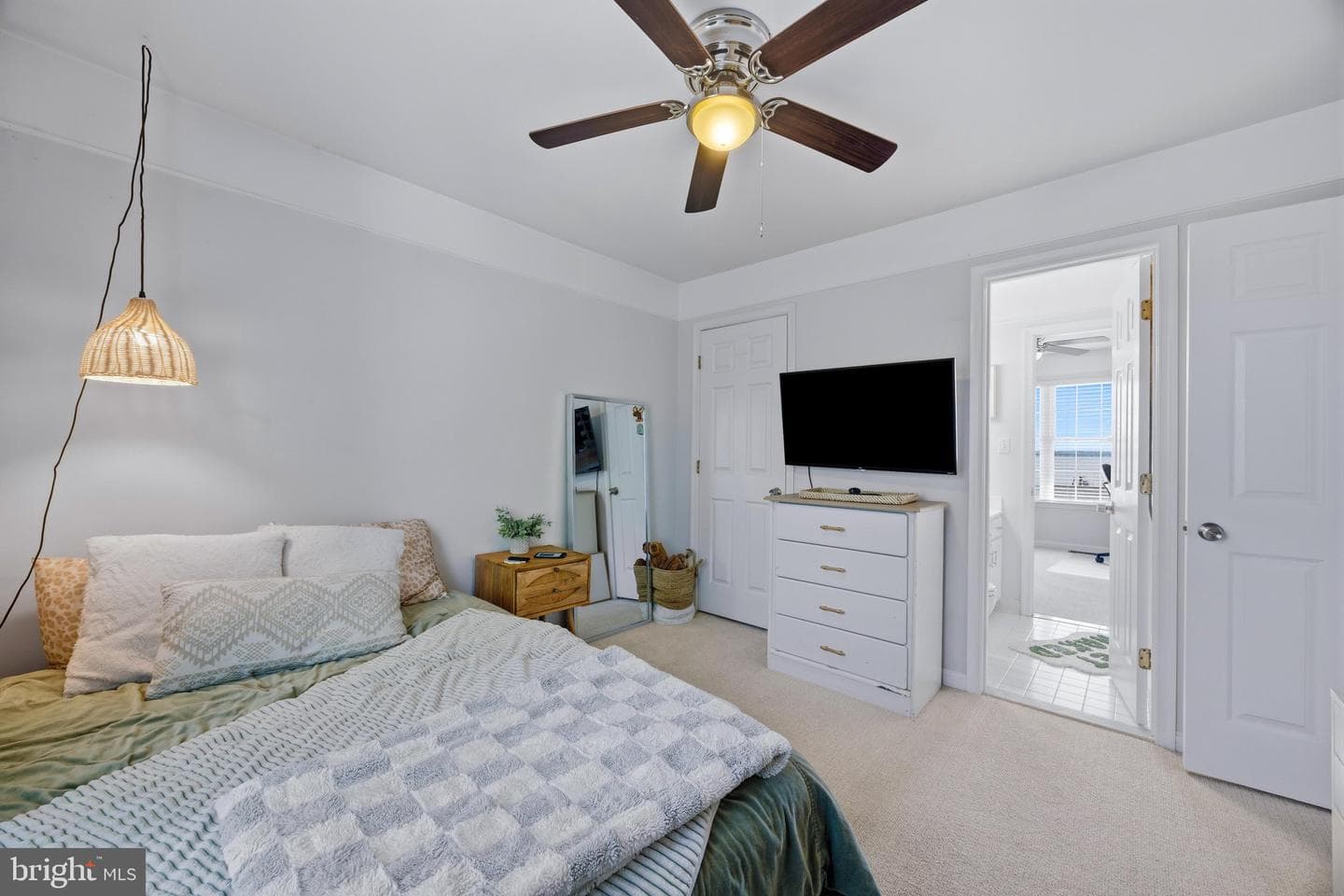 233 Circle Road photo 32