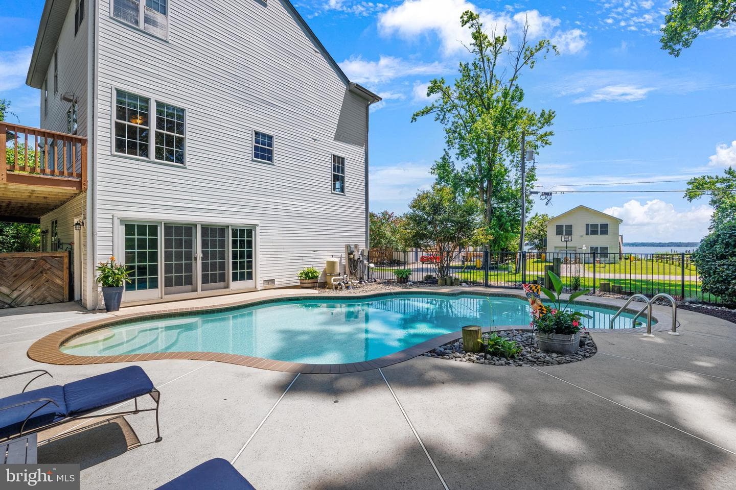 233 Circle Road photo 45