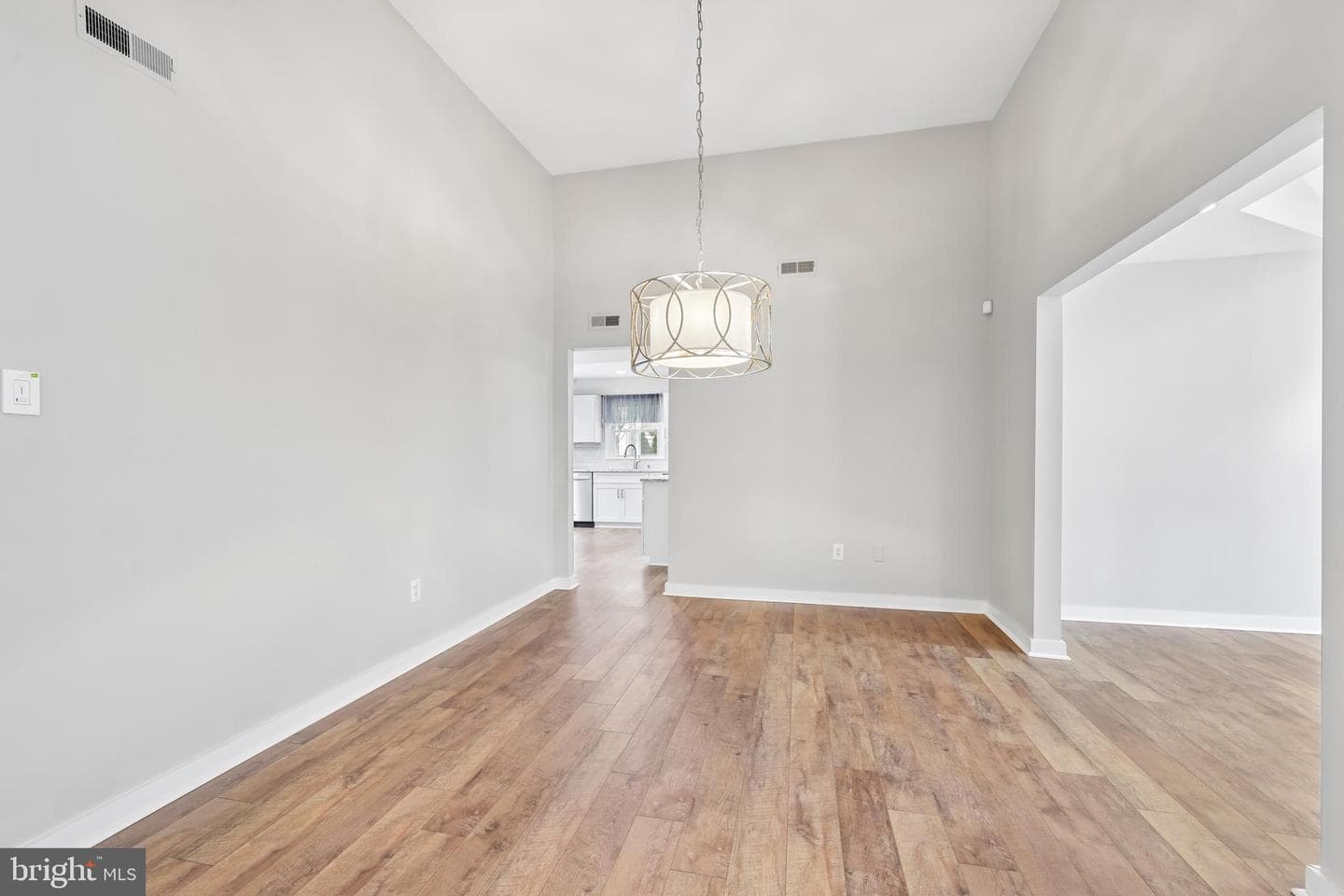 1410 Knights Bridge Turn photo 11