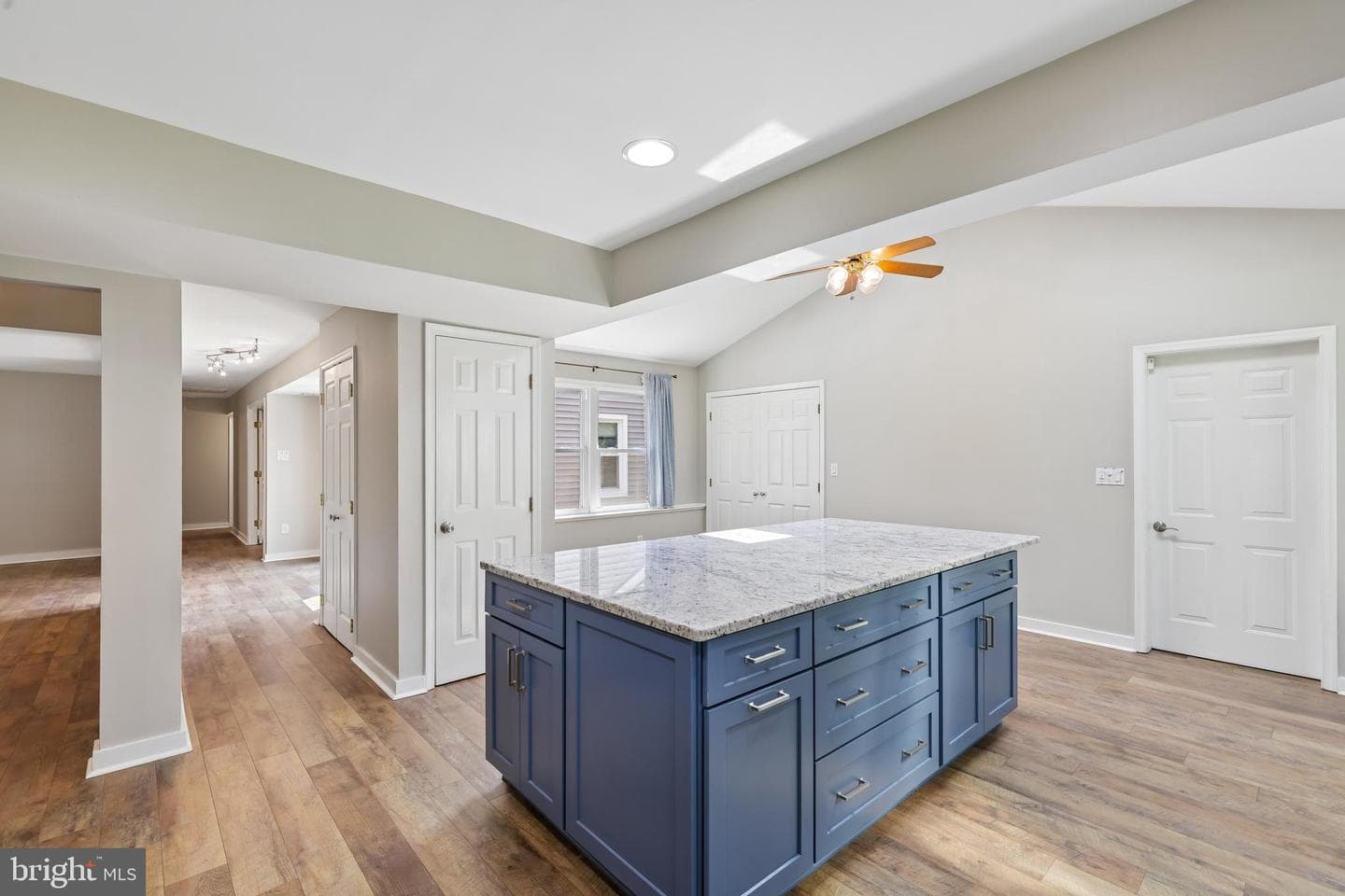 1410 Knights Bridge Turn photo 17
