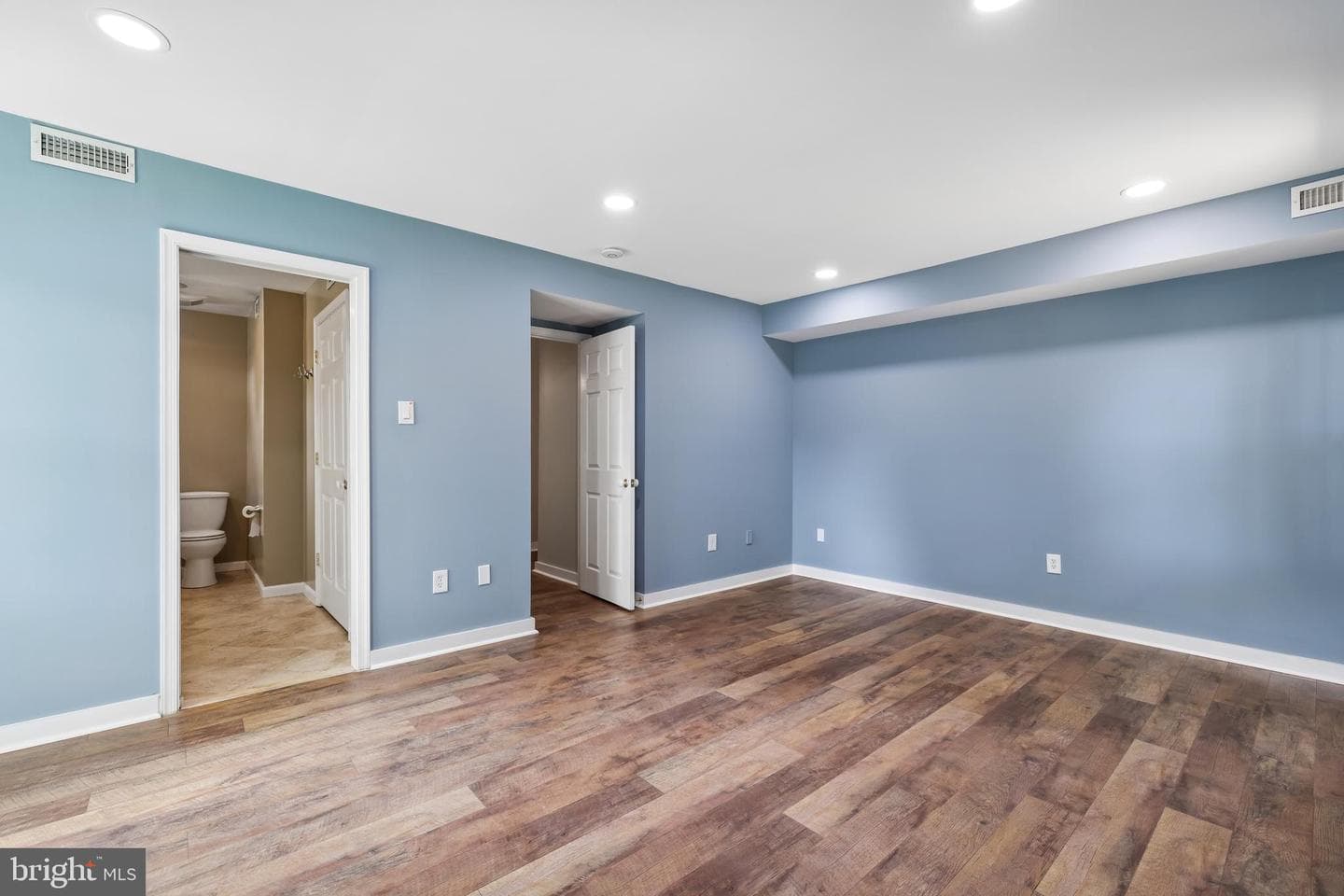 1410 Knights Bridge Turn photo 30