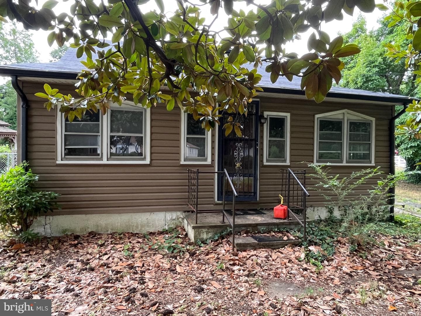 3611 Solomons Island Road, Harwood