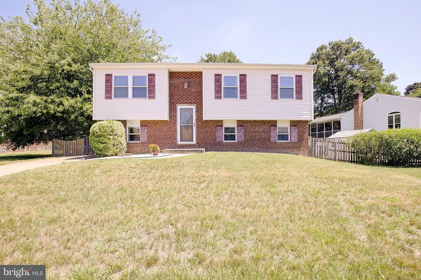 8213 Crab Apple Court photo 1