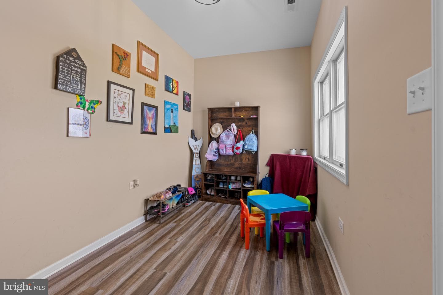 113 W Edgevale Road photo 4