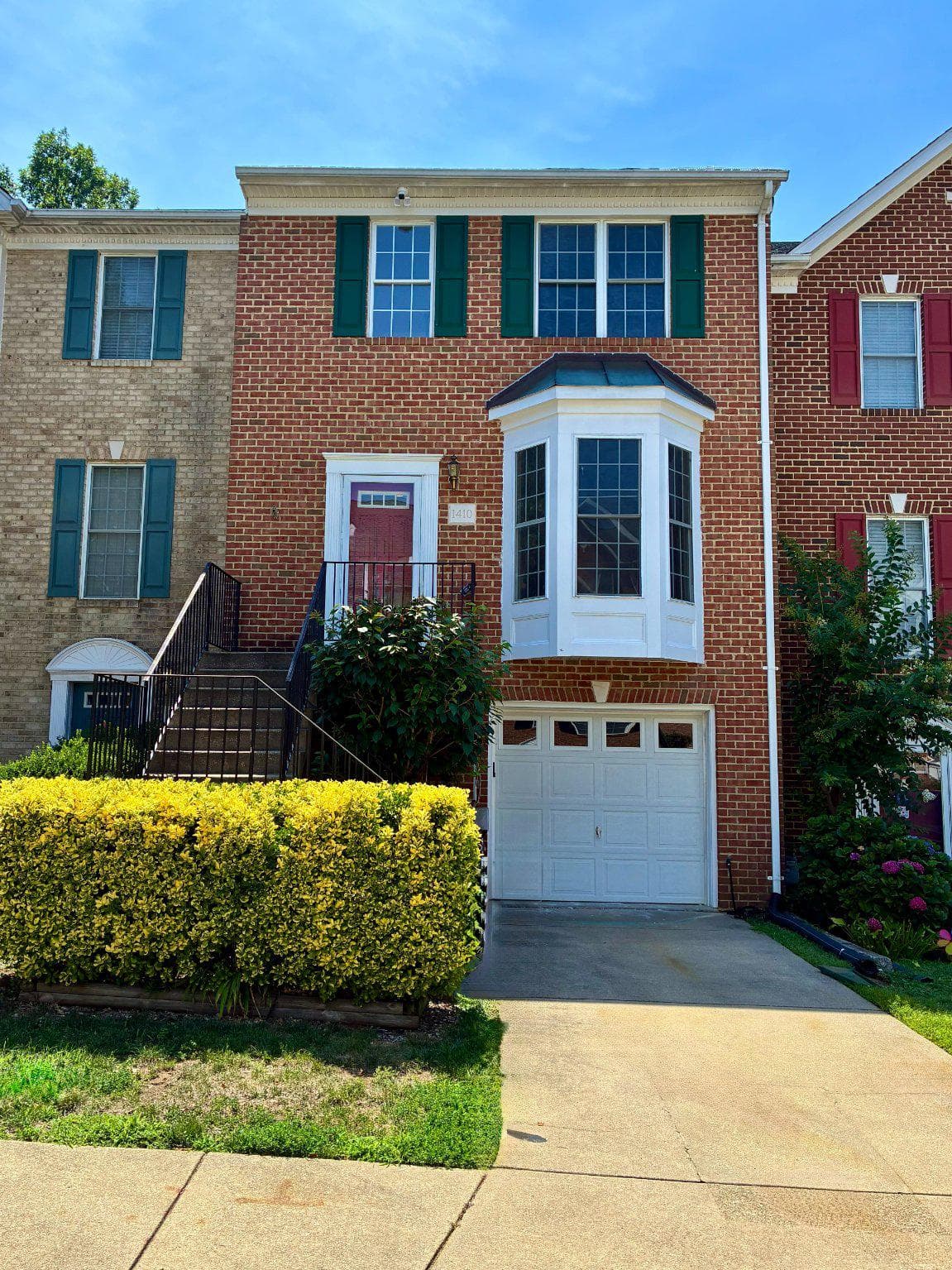 1410 Peregrine Path photo 1