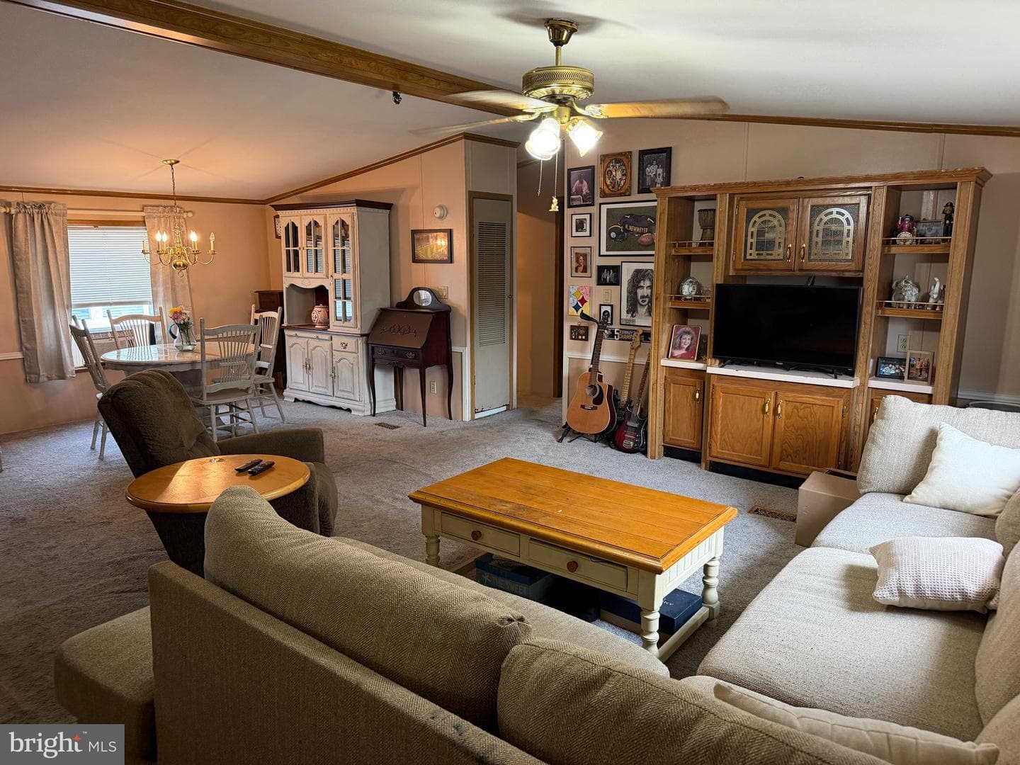 173 Sonnys Court photo 3