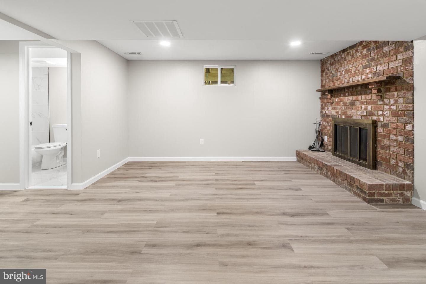 994 Hillendale Drive photo 36