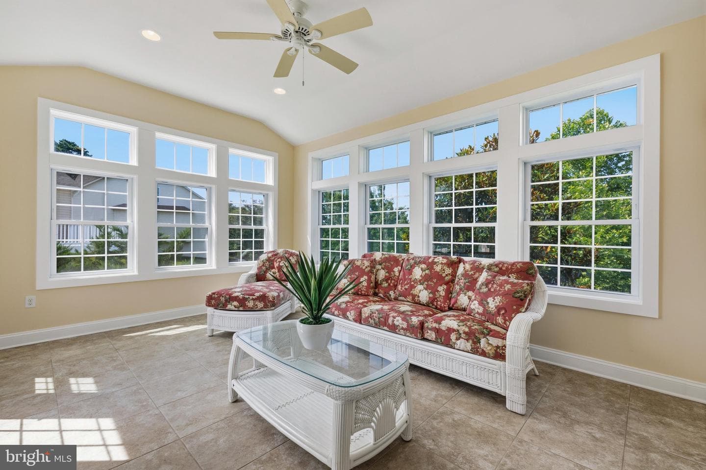 13 Tremont Drive photo 20